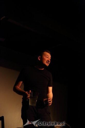 Spektakl „Klatka” w ostrołęckim Klubie Oczko [23.10.2015] - zdjęcie #27 - eOstroleka.pl