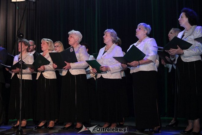 VI Mazowiecki Przegląd Chórów na 110. rocznicę powołania ZNP [24.10.2015] - zdjęcie #11 - eOstroleka.pl