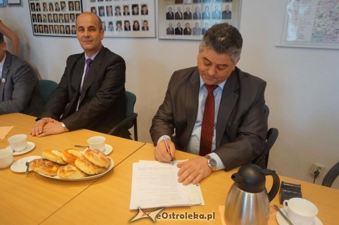 Porozumienie partnerskie podpisane. Powiat ostrołęcki z szansą na 6 milionową dotację [26.10.2015] - zdjęcie #5 - eOstroleka.pl