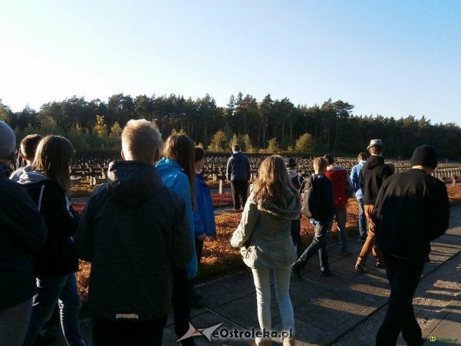 Gimnazjaliści z Kadzidła zwiedzili Kampinowski Park Narodowy [26.10.2015] - zdjęcie #3 - eOstroleka.pl