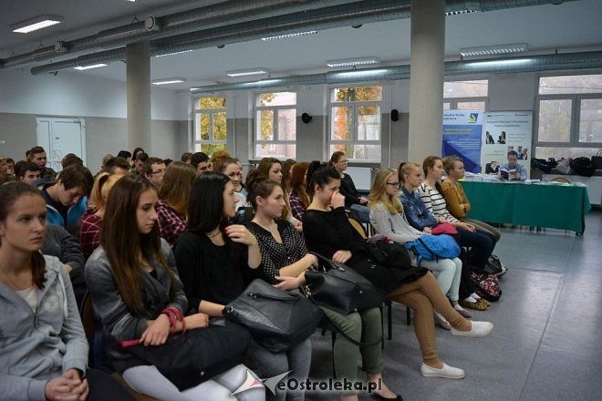 Ogólnopolski Tydzień Kariery w ZSZ nr 2 w Ostrołęce [27.10.2015] - zdjęcie #21 - eOstroleka.pl