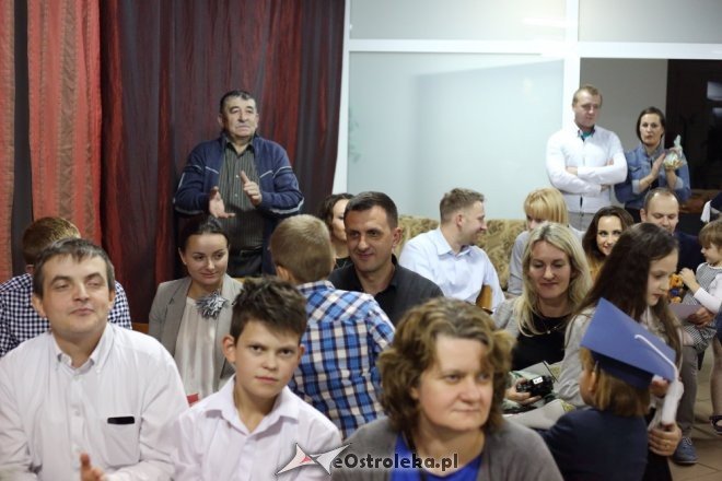 Pasowanie na ucznia w Zespole Szkół STO w Ostrołęce [29.10.2015] - zdjęcie #30 - eOstroleka.pl