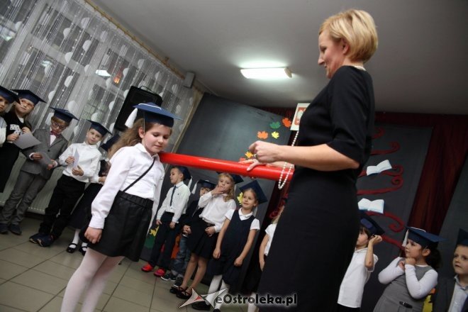 Pasowanie na ucznia w Zespole Szkół STO w Ostrołęce [29.10.2015] - zdjęcie #18 - eOstroleka.pl