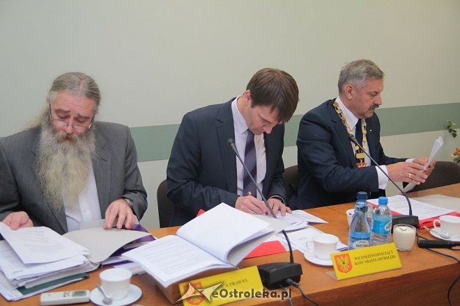 XV sesja Rady Miasta Ostrołęki za nami [29.10.2015] - zdjęcie #4 - eOstroleka.pl