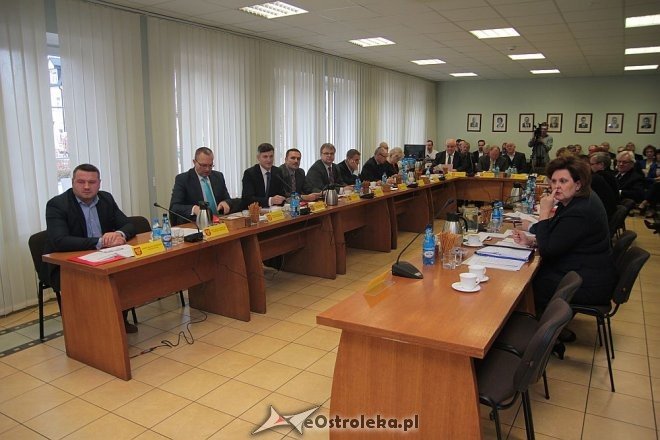 XV sesja Rady Miasta Ostrołęki za nami [29.10.2015] - zdjęcie #5 - eOstroleka.pl