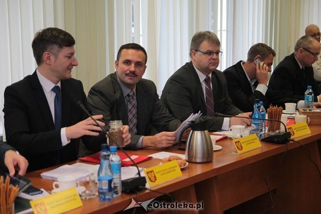 XV sesja Rady Miasta Ostrołęki za nami [29.10.2015] - zdjęcie #8 - eOstroleka.pl