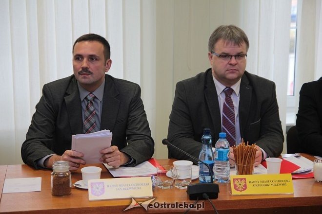 XV sesja Rady Miasta Ostrołęki za nami [29.10.2015] - zdjęcie #11 - eOstroleka.pl