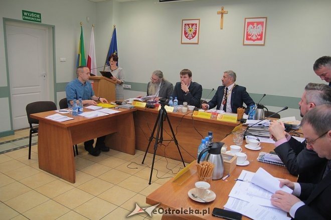XV sesja Rady Miasta Ostrołęki za nami [29.10.2015] - zdjęcie #23 - eOstroleka.pl