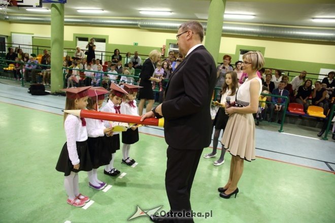 Pasowanie na ucznia w Szkole Podstawowej w Rzekuniu [29.10.2015] - zdjęcie #12 - eOstroleka.pl