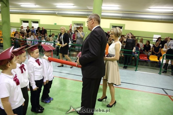 Pasowanie na ucznia w Szkole Podstawowej w Rzekuniu [29.10.2015] - zdjęcie #23 - eOstroleka.pl