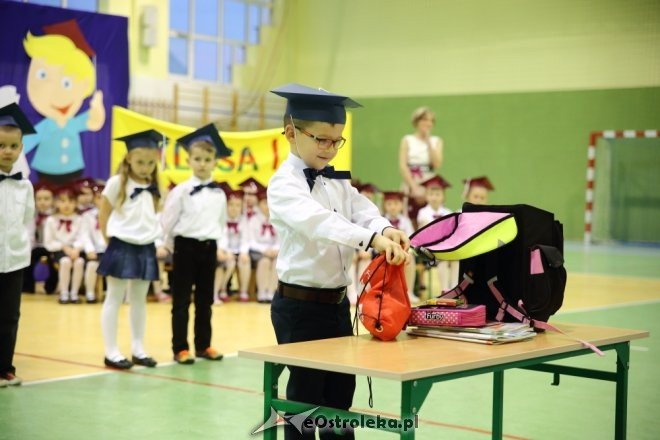 Pasowanie na ucznia w Szkole Podstawowej w Rzekuniu [29.10.2015] - zdjęcie #33 - eOstroleka.pl