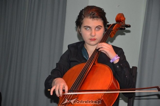 Wiosenny bal pełni księżyca w Klubie Oczko [30.10.2015] - zdjęcie #26 - eOstroleka.pl