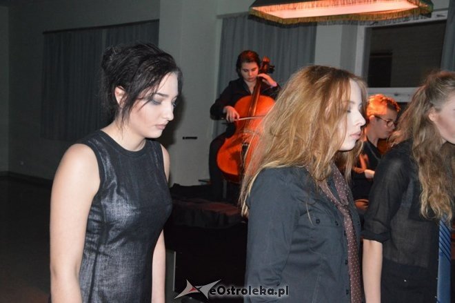 Wiosenny bal pełni księżyca w Klubie Oczko [30.10.2015] - zdjęcie #18 - eOstroleka.pl