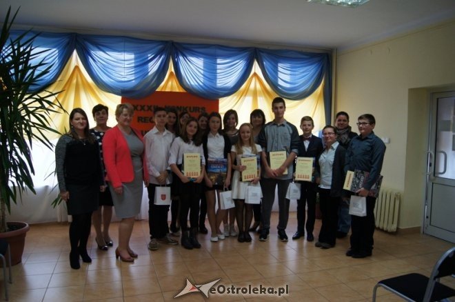 XXXII edycja konkursu recytatorskiego „Kurpie Zielone w Literaturze” [30.10.2015] - zdjęcie #15 - eOstroleka.pl