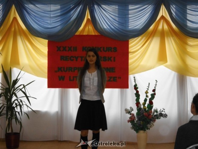 XXXII edycja konkursu recytatorskiego „Kurpie Zielone w Literaturze” [30.10.2015] - zdjęcie #7 - eOstroleka.pl