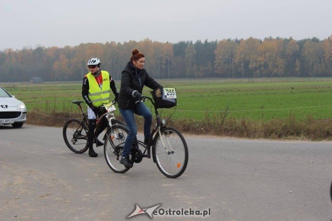 Jesienny Rajd Rowerowy uczniów ostrołęckiej „dziesiątki” [ZDJĘCIA] - zdjęcie #12 - eOstroleka.pl