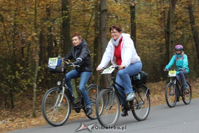 Jesienny Rajd Rowerowy uczniów ostrołęckiej „dziesiątki” [ZDJĘCIA] - zdjęcie #20 - eOstroleka.pl