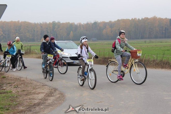 Jesienny Rajd Rowerowy uczniów ostrołęckiej „dziesiątki” [ZDJĘCIA] - zdjęcie #26 - eOstroleka.pl
