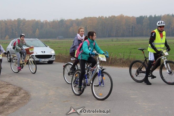 Jesienny Rajd Rowerowy uczniów ostrołęckiej „dziesiątki” [ZDJĘCIA] - zdjęcie #36 - eOstroleka.pl