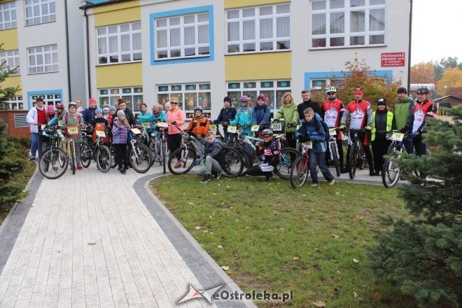 Jesienny Rajd Rowerowy uczniów ostrołęckiej „dziesiątki” [ZDJĘCIA] - zdjęcie #84 - eOstroleka.pl