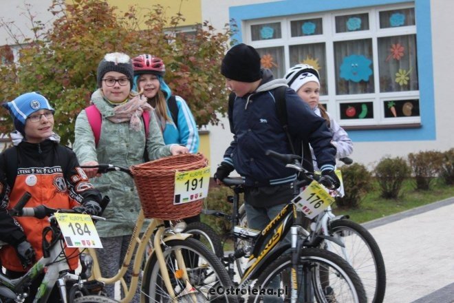 Jesienny Rajd Rowerowy uczniów ostrołęckiej „dziesiątki” [ZDJĘCIA] - zdjęcie #65 - eOstroleka.pl