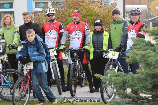 Jesienny Rajd Rowerowy uczniów ostrołęckiej „dziesiątki” [ZDJĘCIA] - zdjęcie #56 - eOstroleka.pl