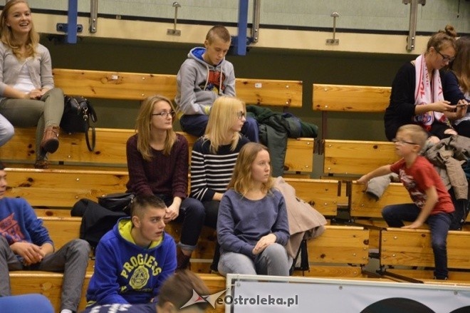 Energa Omis Ostrołęka - Hutnik Kraków [31.10.2015] - zdjęcie #39 - eOstroleka.pl