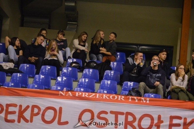 Energa Omis Ostrołęka - Hutnik Kraków [31.10.2015] - zdjęcie #34 - eOstroleka.pl