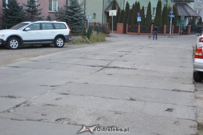 Skrzyżowanie ulic Skierkowskiego i Al. Jana Pawła II [01.11.2015] - zdjęcie #3 - eOstroleka.pl