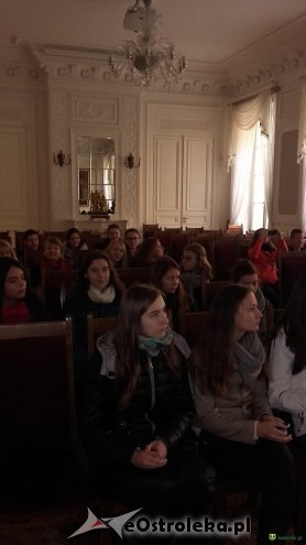 „A to Polska właśnie...” - kadzidlańska młodzież z wizytą w Muzeum Katyńskim [03.11.2015] - zdjęcie #23 - eOstroleka.pl