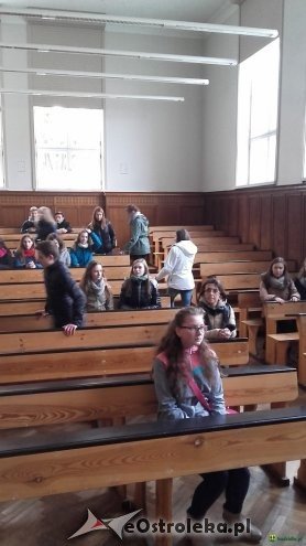 „A to Polska właśnie...” - kadzidlańska młodzież z wizytą w Muzeum Katyńskim [03.11.2015] - zdjęcie #16 - eOstroleka.pl