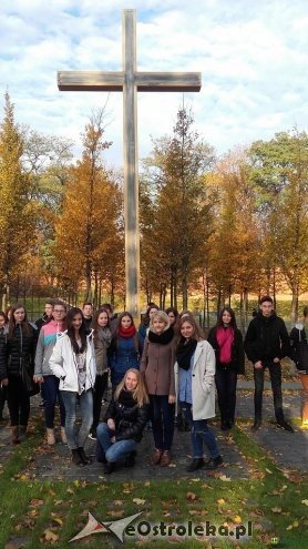 „A to Polska właśnie...” - kadzidlańska młodzież z wizytą w Muzeum Katyńskim [03.11.2015] - zdjęcie #3 - eOstroleka.pl