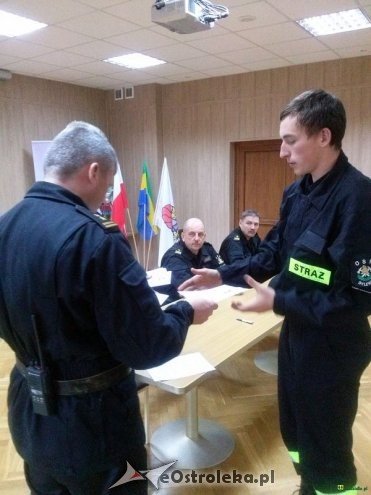 Strażacy ochotnicy z Czerwina, Kadzidła i Myszyńca przeszkoleni [03.11.2015] - zdjęcie #15 - eOstroleka.pl