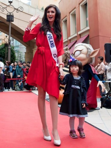 Miss International 2015: Nasza reprezentantka, Ewa Mielnicka jest już w Japonii [03.11.2015] - zdjęcie #4 - eOstroleka.pl