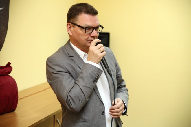 Spotkanie z Januszem Mikulskim w Klubie przy Studziennej [03.11.2015] - zdjęcie #23 - eOstroleka.pl