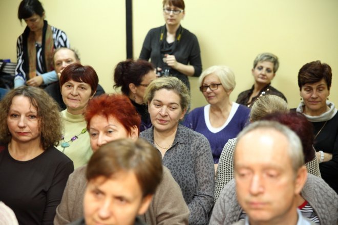 Spotkanie z Januszem Mikulskim w Klubie przy Studziennej [03.11.2015] - zdjęcie #28 - eOstroleka.pl
