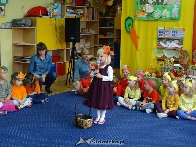 Konkurs plastyczny „W jesiennym ogrodzie” w Krainie Misiów [05.11.2015] - zdjęcie #17 - eOstroleka.pl