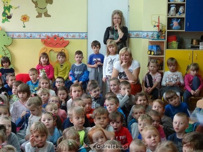 Konkurs plastyczny „W jesiennym ogrodzie” w Krainie Misiów [05.11.2015] - zdjęcie #9 - eOstroleka.pl