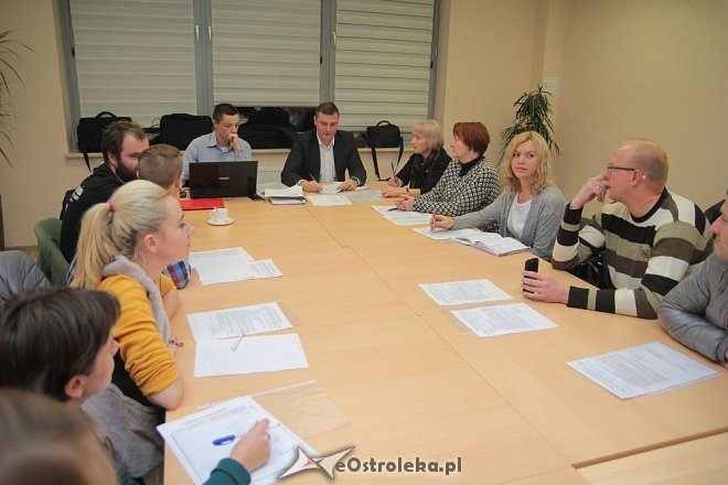 Świąteczna Zbiórka Żywności 2015: Pierwsze spotkanie organizacyjne z liderami [05.11.2015] - zdjęcie #7 - eOstroleka.pl