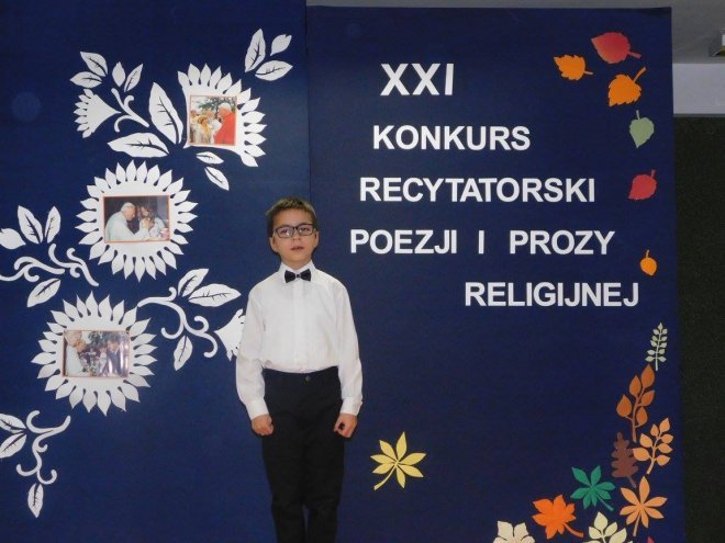 XXI  Międzyszkolny Konkurs Recytatorski Poezji i Prozy Religijnej w ostrołęckiej „dziesiątce” [07.11.2015] - zdjęcie #37 - eOstroleka.pl