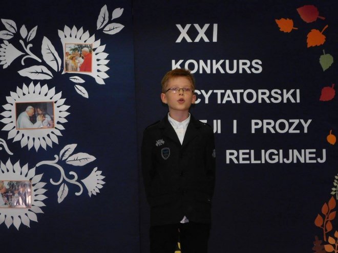 XXI  Międzyszkolny Konkurs Recytatorski Poezji i Prozy Religijnej w ostrołęckiej „dziesiątce” [07.11.2015] - zdjęcie #30 - eOstroleka.pl