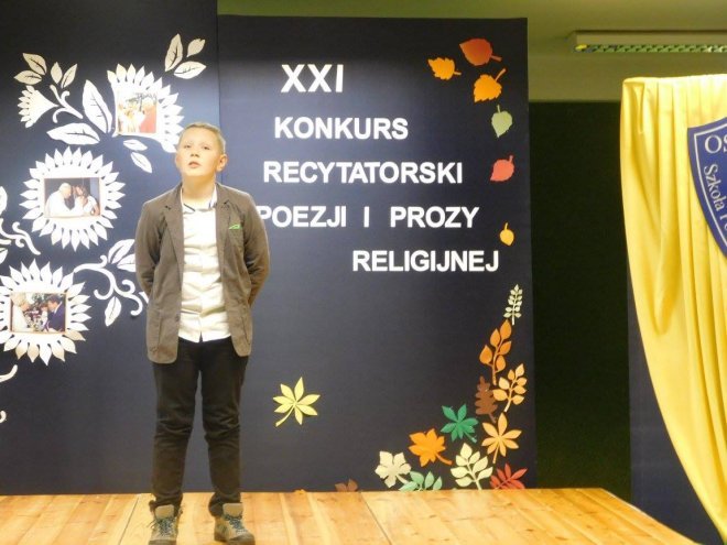 XXI  Międzyszkolny Konkurs Recytatorski Poezji i Prozy Religijnej w ostrołęckiej „dziesiątce” [07.11.2015] - zdjęcie #22 - eOstroleka.pl