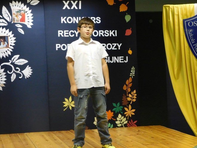 XXI  Międzyszkolny Konkurs Recytatorski Poezji i Prozy Religijnej w ostrołęckiej „dziesiątce” [07.11.2015] - zdjęcie #7 - eOstroleka.pl