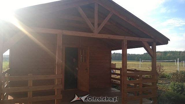Mieszkańcy z gminy Olszewo-Borki mogą już korzystać z nowych drewnianych altan [07.11.2015] - zdjęcie #5 - eOstroleka.pl