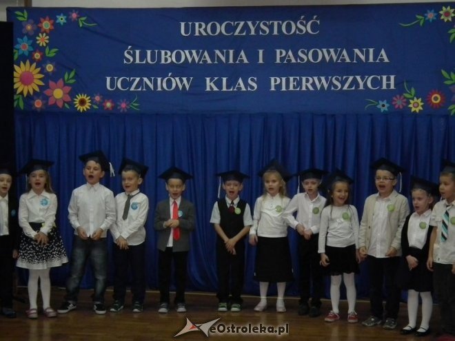 Ostrołęka: Pasowanie na ucznia w Szkole Podstawowej nr 5 [07.11.2015] - zdjęcie #6 - eOstroleka.pl