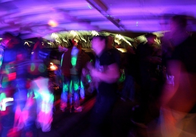 No Limits: DJ Sebastian Sand i Piotrek na imprezie na statku Wanda w Toruniu  - zdjęcie #15 - eOstroleka.pl