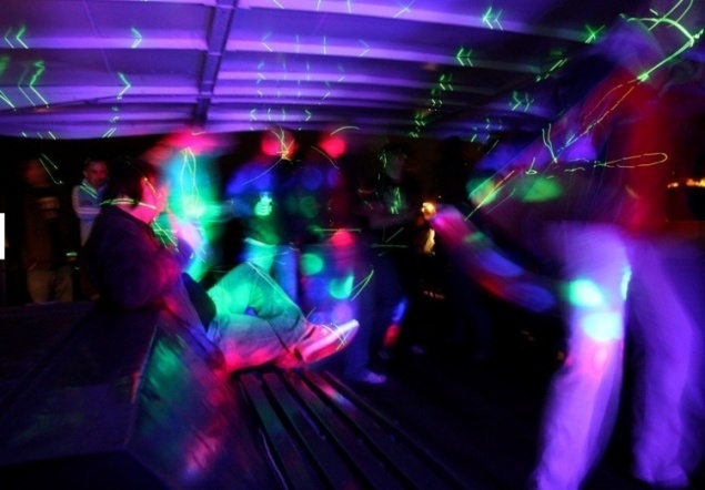 No Limits: DJ Sebastian Sand i Piotrek na imprezie na statku Wanda w Toruniu  - zdjęcie #14 - eOstroleka.pl