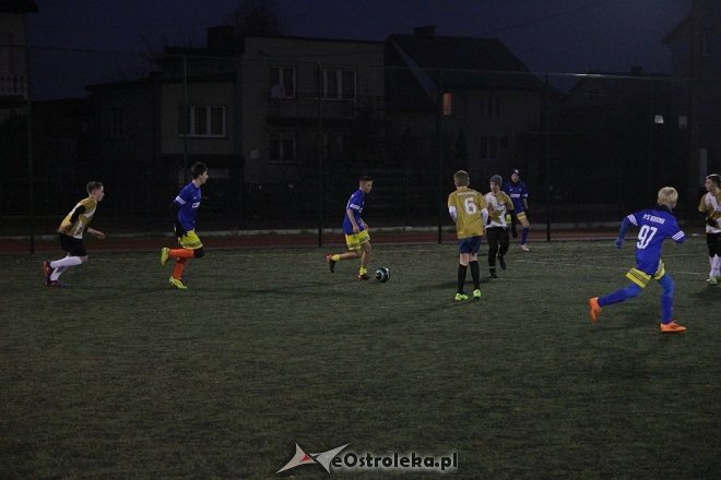 OTS Korona Ostrołęka zwycięzcą Piłkarskiego Turnieju Papieskiego [07.11.2015] - zdjęcie #12 - eOstroleka.pl