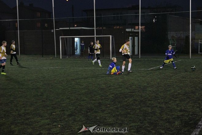 OTS Korona Ostrołęka zwycięzcą Piłkarskiego Turnieju Papieskiego [07.11.2015] - zdjęcie #9 - eOstroleka.pl