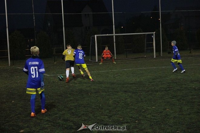 OTS Korona Ostrołęka zwycięzcą Piłkarskiego Turnieju Papieskiego [07.11.2015] - zdjęcie #3 - eOstroleka.pl